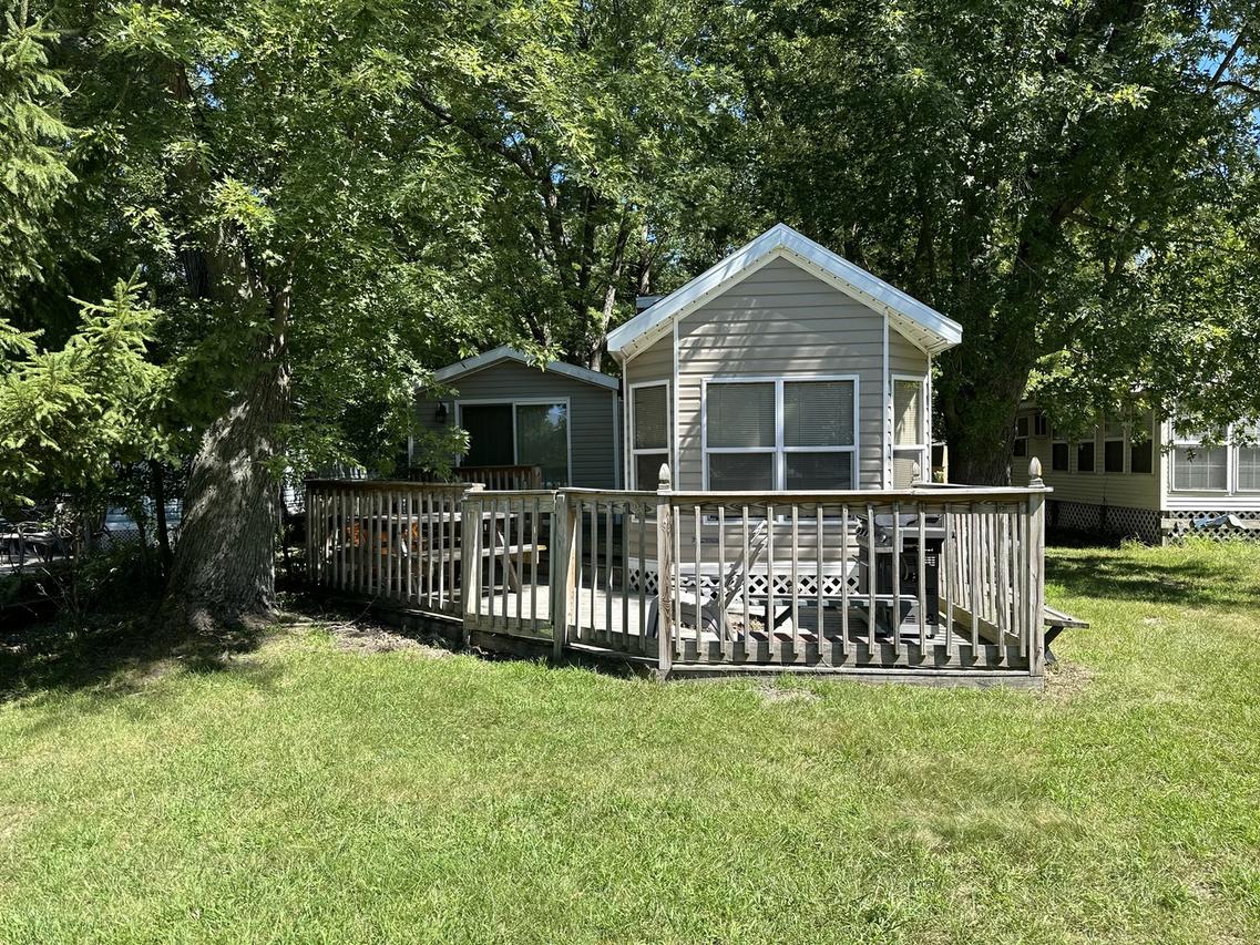 5-461 Woodhaven Lakes, Sublette, IL 61367