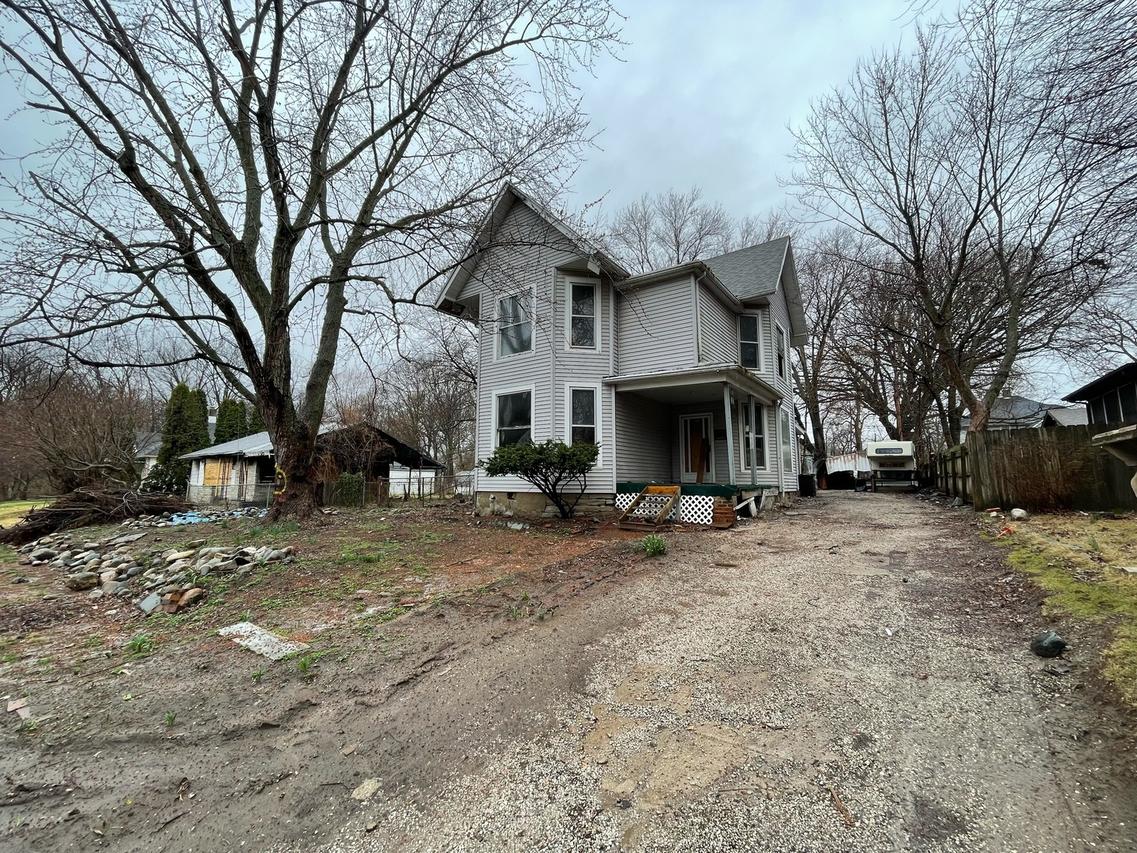 611 Douglas Ave., Danville, IL 61832