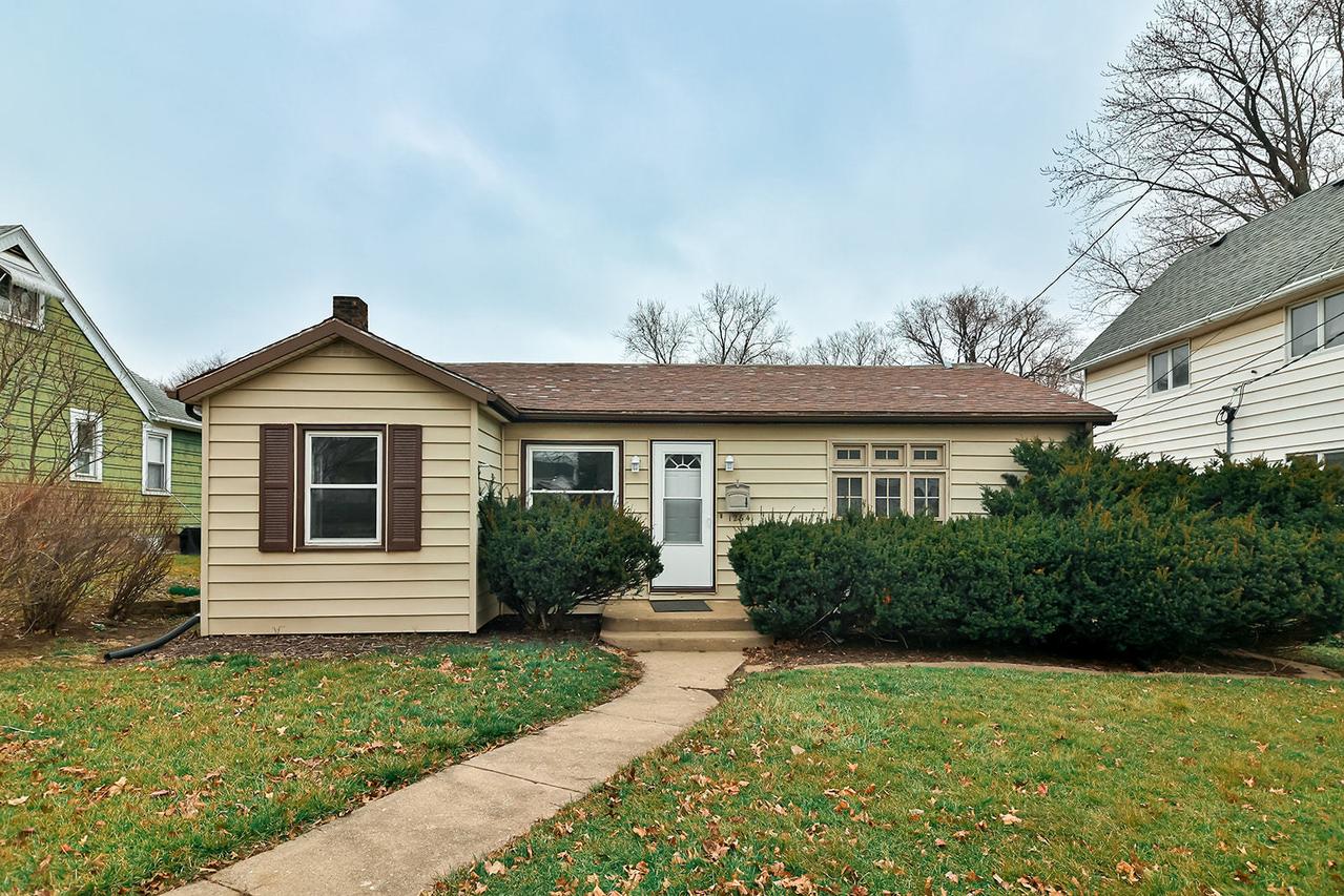 1264 W Logan St., Freeport, IL 61032