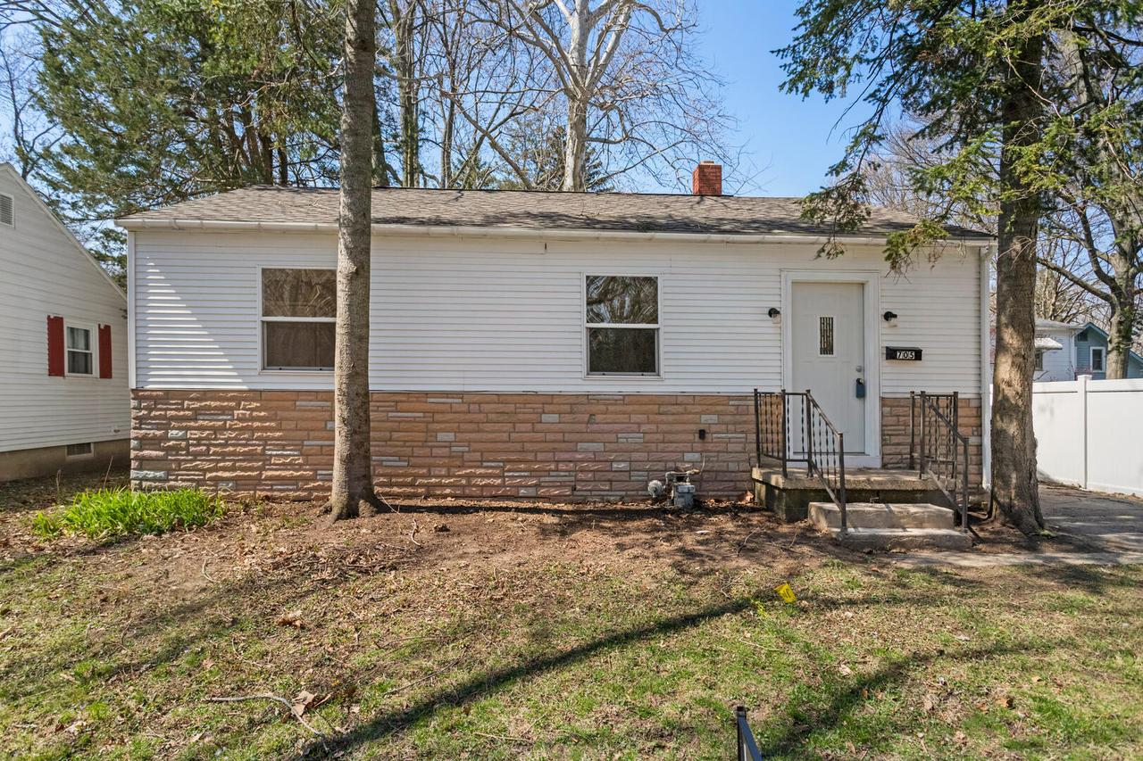 705 S Webber St., Urbana, IL 61801
