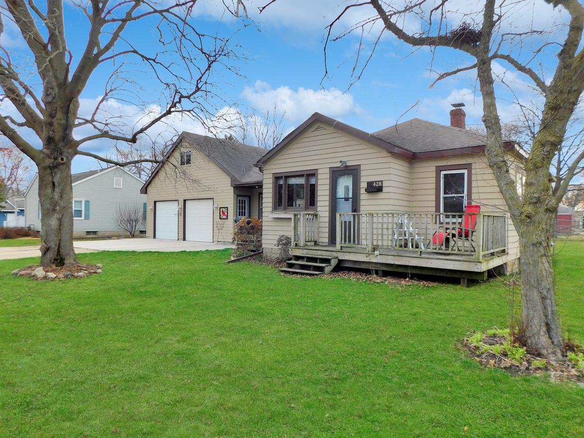 428 N Center St., Rockton, IL 61072