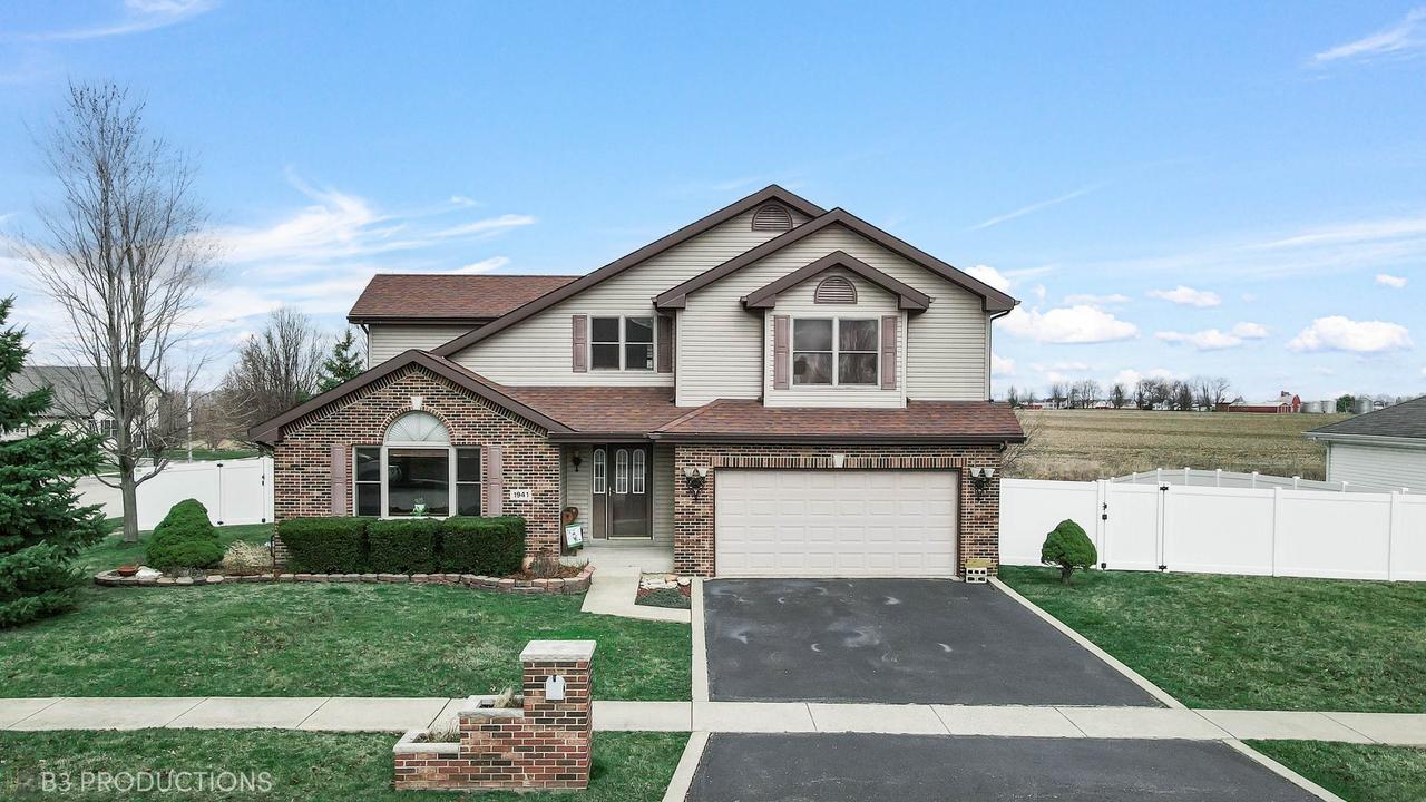 1941 Willow Brook Dr., Bourbonnais, IL 60914