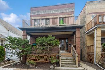 2420 W Eastwood Ave., Chicago, IL 60625