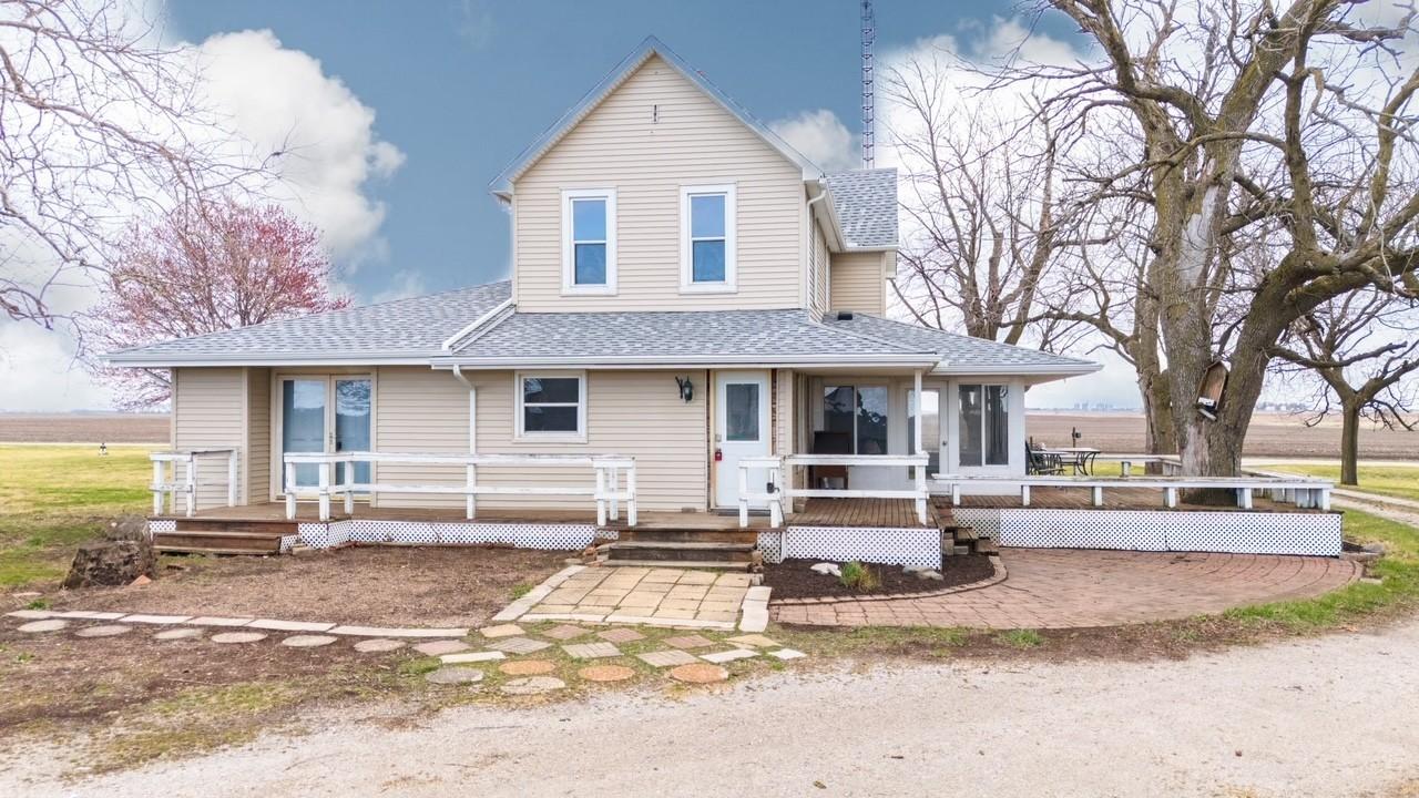 257 E 8th Rd., Dana, IL 61321