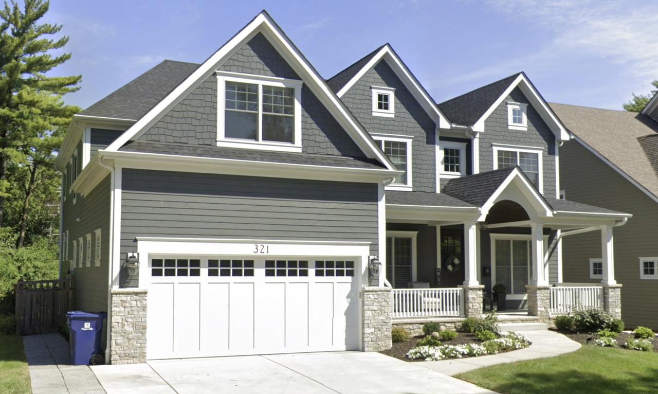321 W Jefferson Ave., Naperville, IL 60540