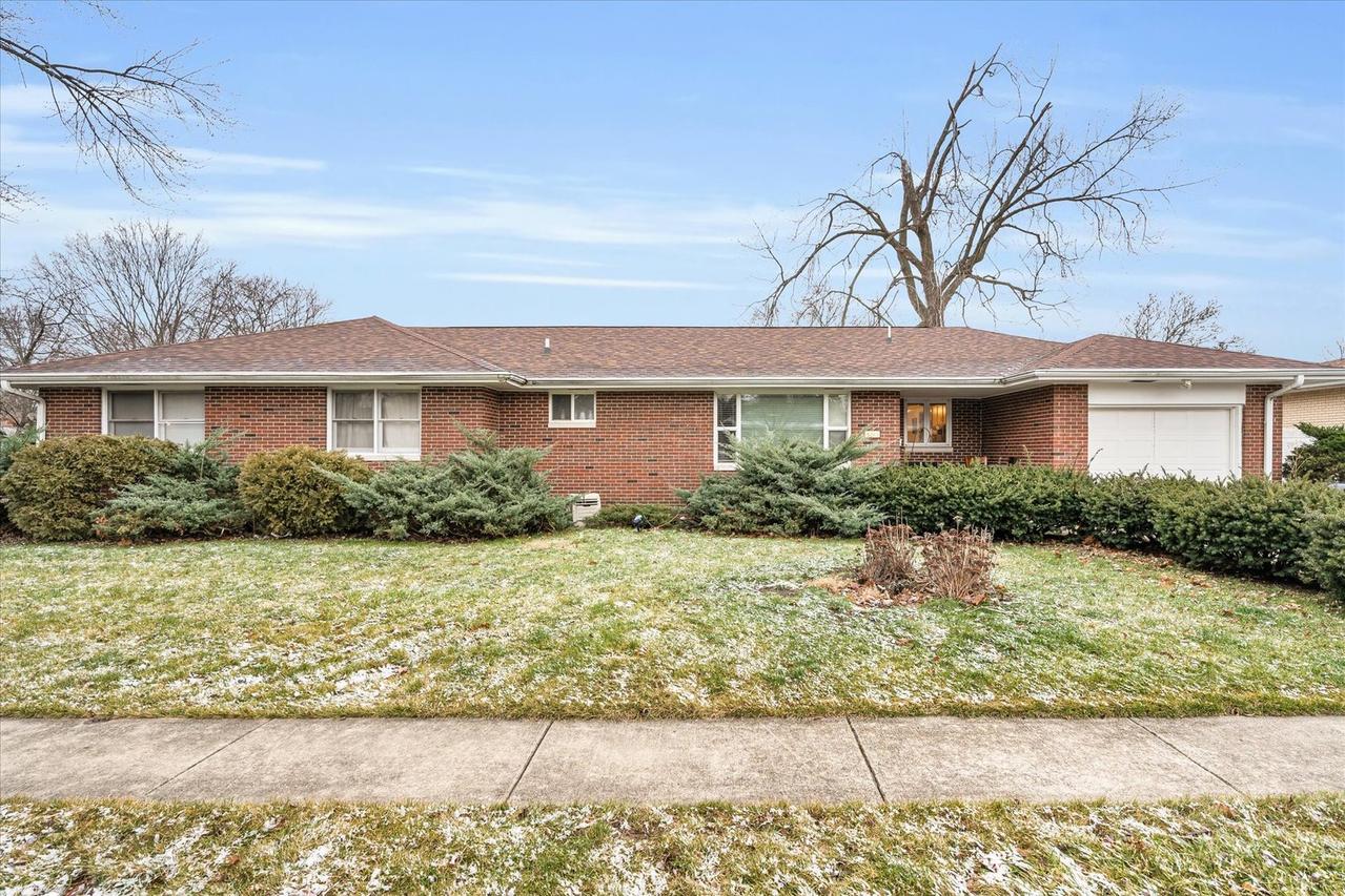 2017 Fletcher St., Urbana, IL 61801