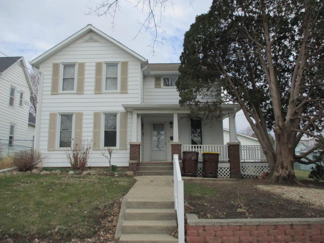 544 E Center St., Freeport, IL 61032