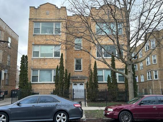 7514 N Damen Ave. #2S, Chicago, IL 60645