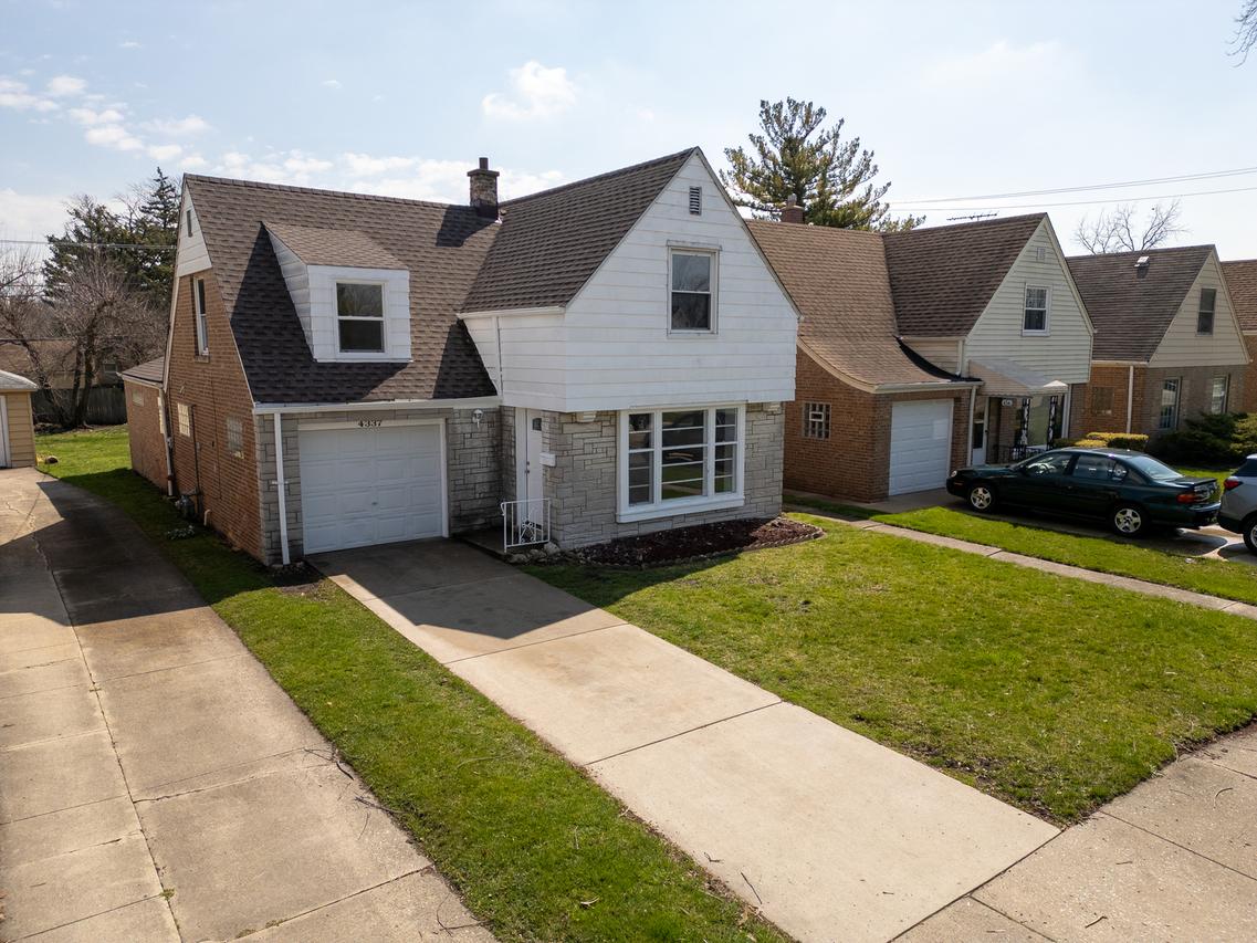 4337 Fishermans Ter., Lyons, IL 60534