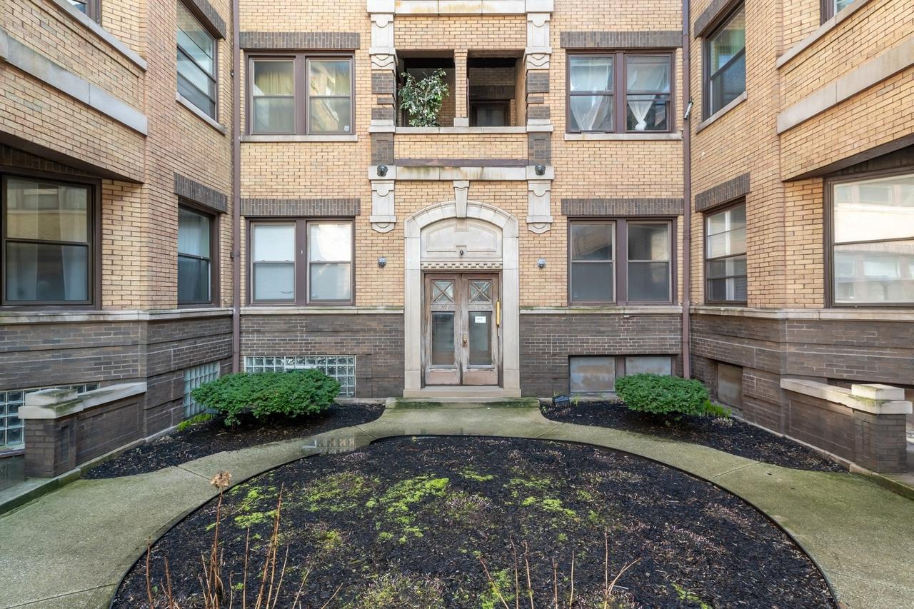 [Address Hidden by Seller], Chicago, IL 60615