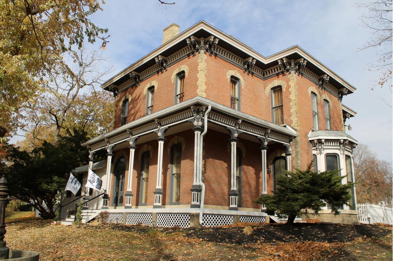 402 W Lincolnway Rd., Morrison, IL 61270