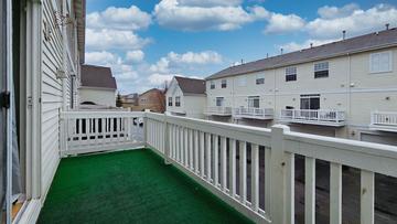 3029 Nicklaus Ln., Wadsworth, IL 60083