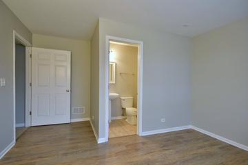 3029 Nicklaus Ln., Wadsworth, IL 60083