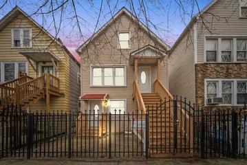 4814 S Seeley Ave., Chicago, IL 60609