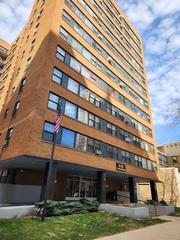 6118 N Sheridan Rd. #1206, Chicago, IL 60660