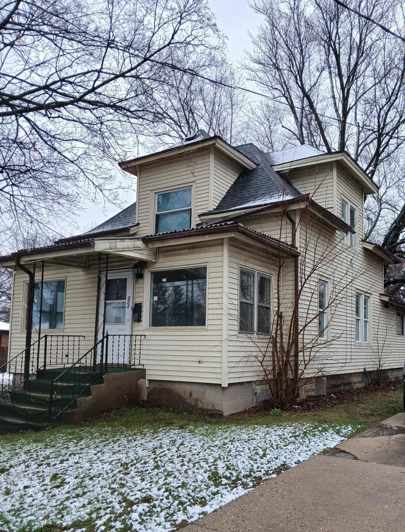923 Blackhawk Blvd., South Beloit, IL 61080