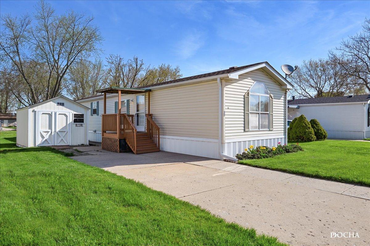 33 Countryside Estates, Sandwich, IL 60548