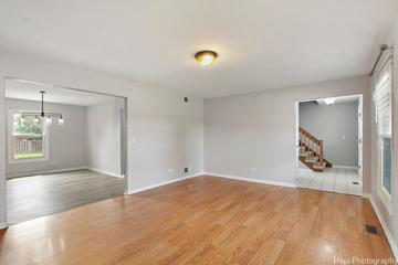 115 Balsam Ct., Lake Villa, IL 60046