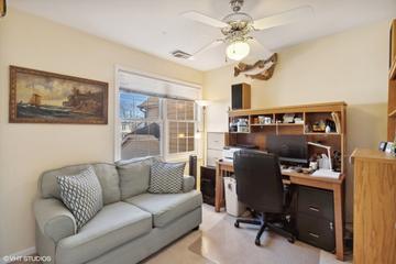 3210 N Carriageway Dr., Arlington Heights, IL 60004
