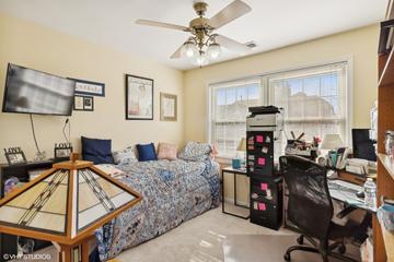 3210 N Carriageway Dr., Arlington Heights, IL 60004