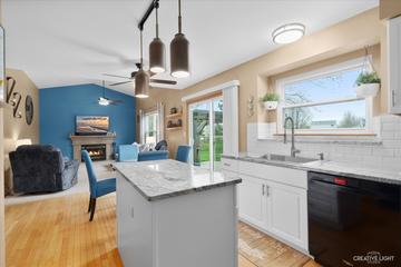 709 Churchill Ln., Oswego, IL 60543