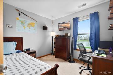 709 Churchill Ln., Oswego, IL 60543