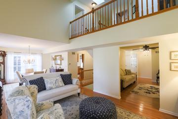 821 Kimberly Ln., Crystal Lake, IL 60014