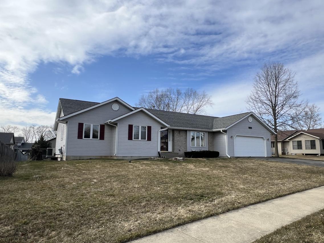 720 S Greenfield Dr., Freeport, IL 61032