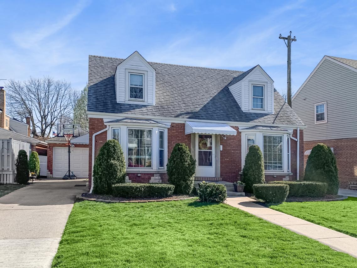 7511 W Seminole St., Chicago, IL 60631
