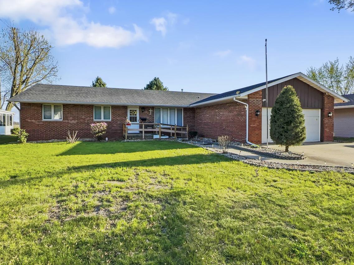 609 E Porter Ave., Watseka, IL 60970