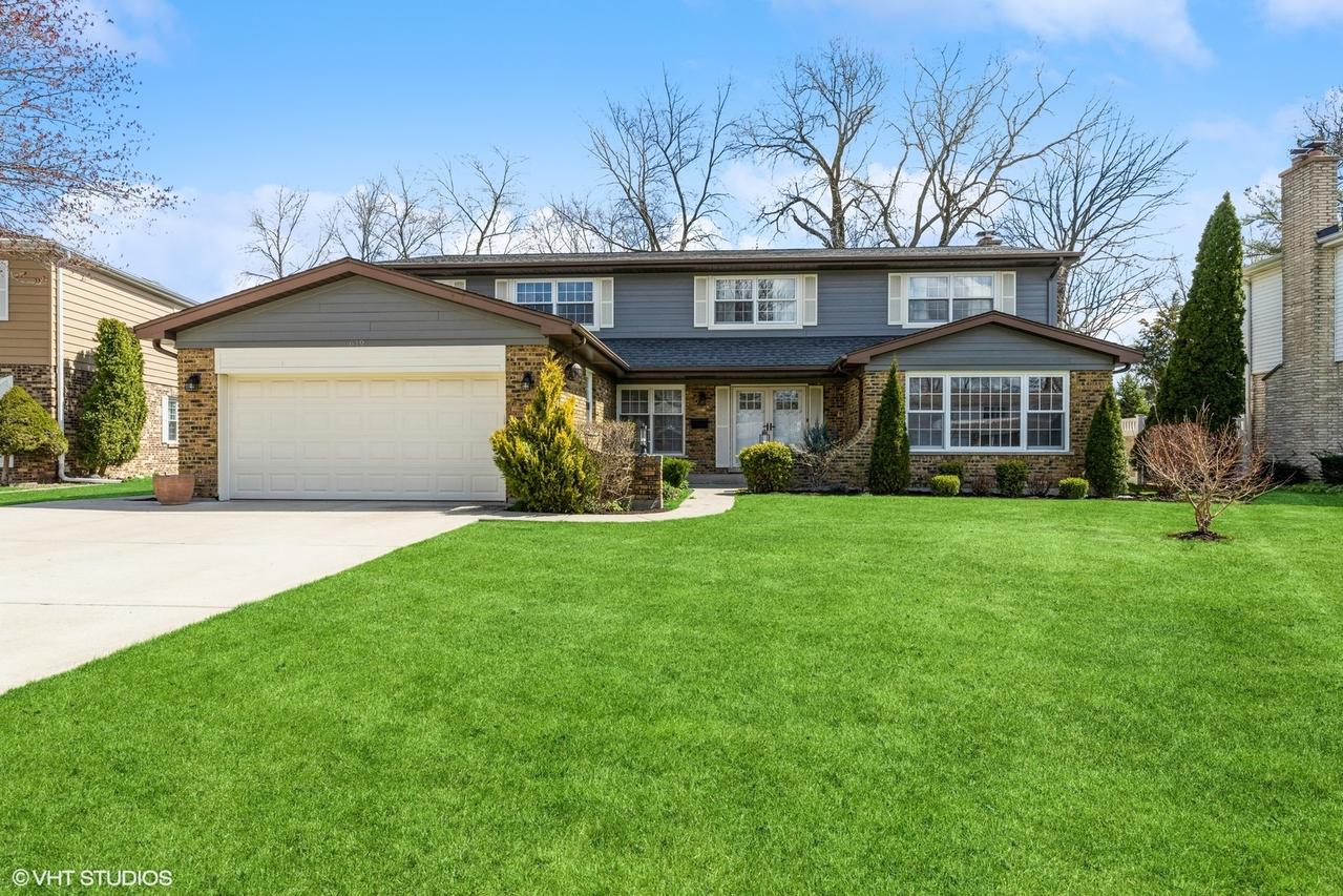 619 Huber Ln., Glenview, IL 60025