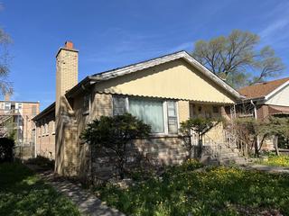 10718 S King Dr., Chicago, IL 60628