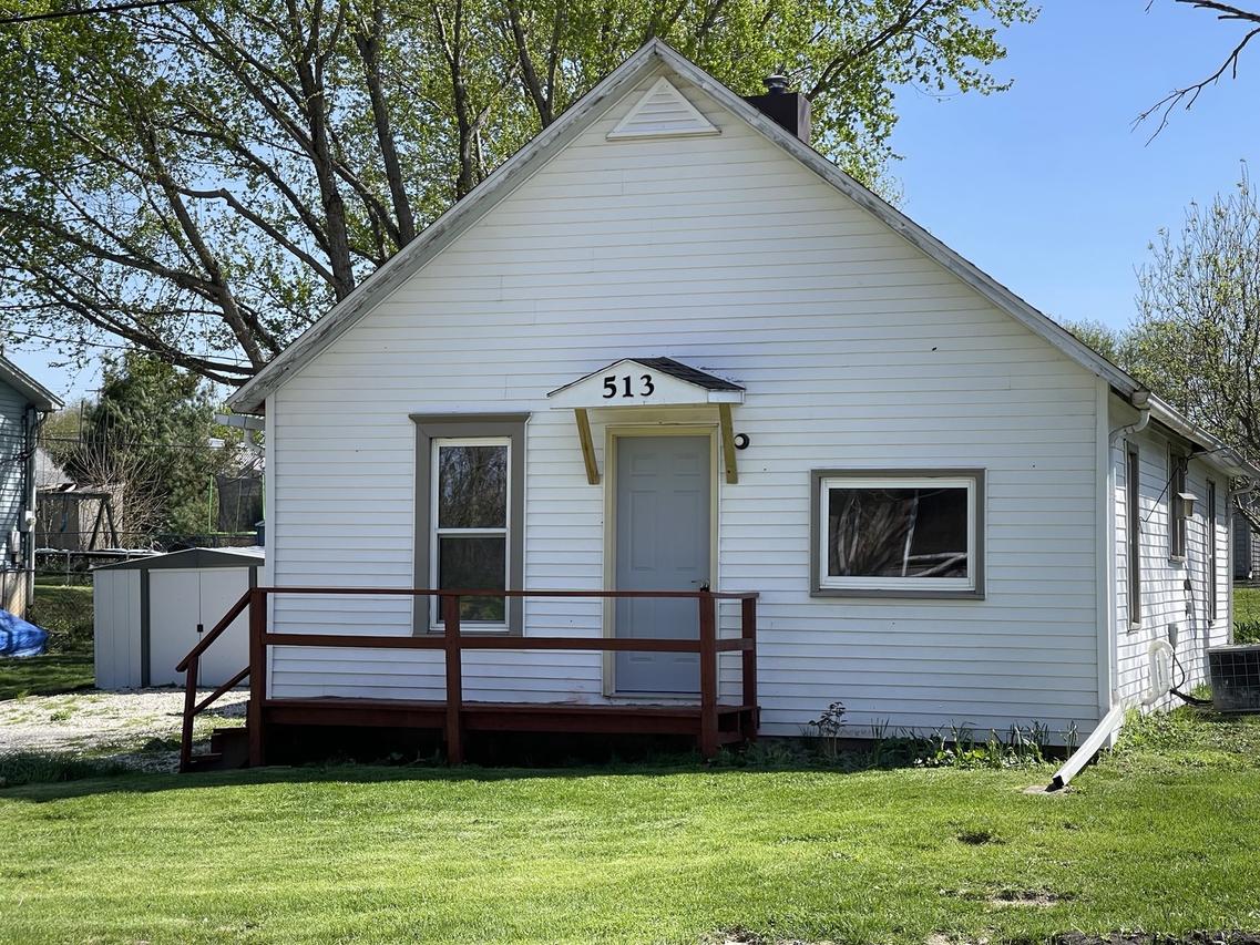 513 Barney Riva St., Dalzell, IL 61320