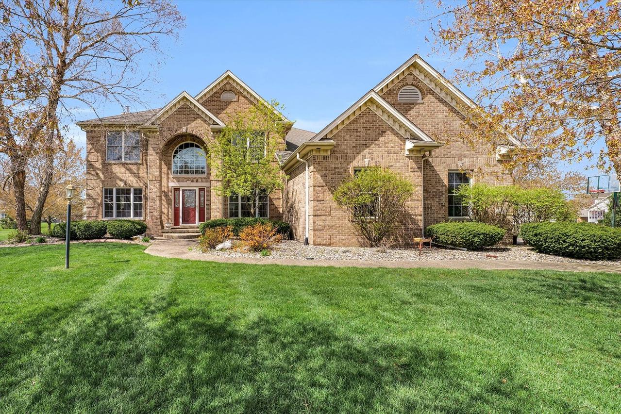 1601 Morel Ct., Mahomet, IL 61853