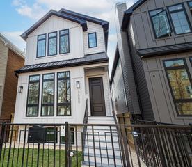 3052 N Spaulding Ave., Chicago, IL 60618