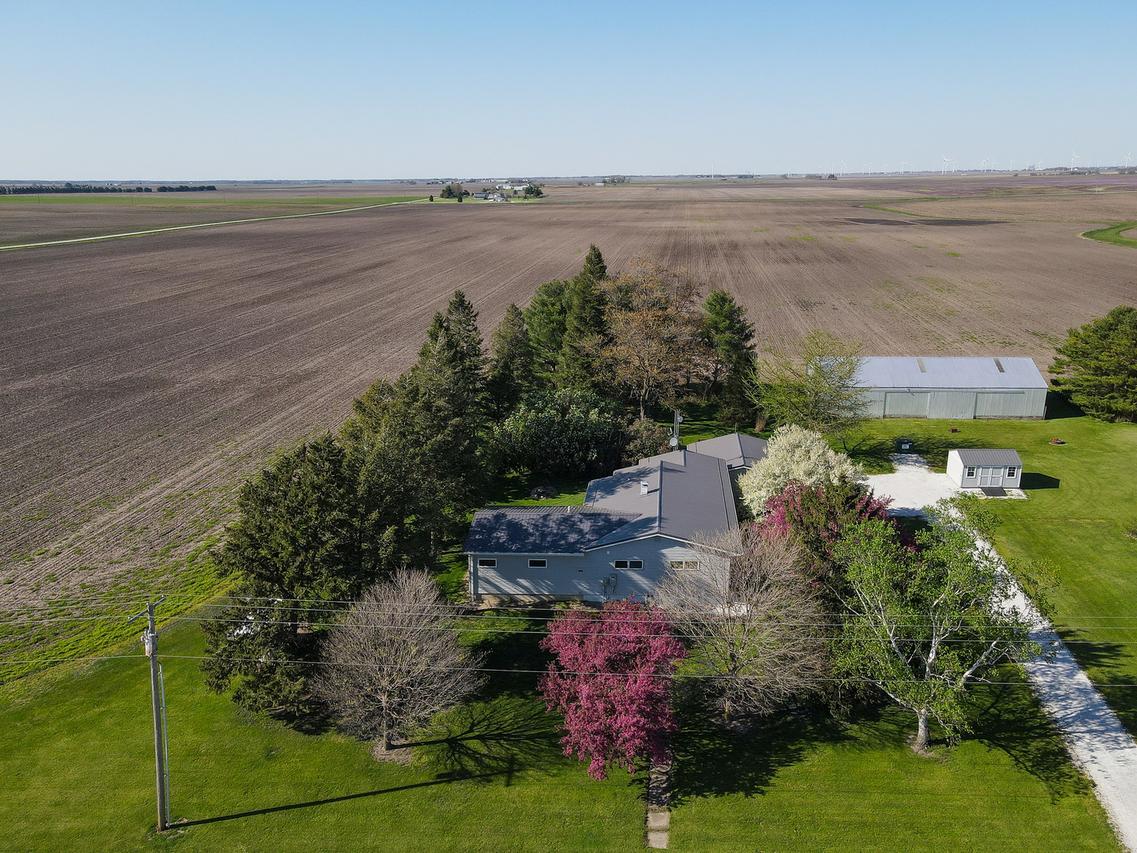 2618 E 1050 North Rd., Milford, IL 60953