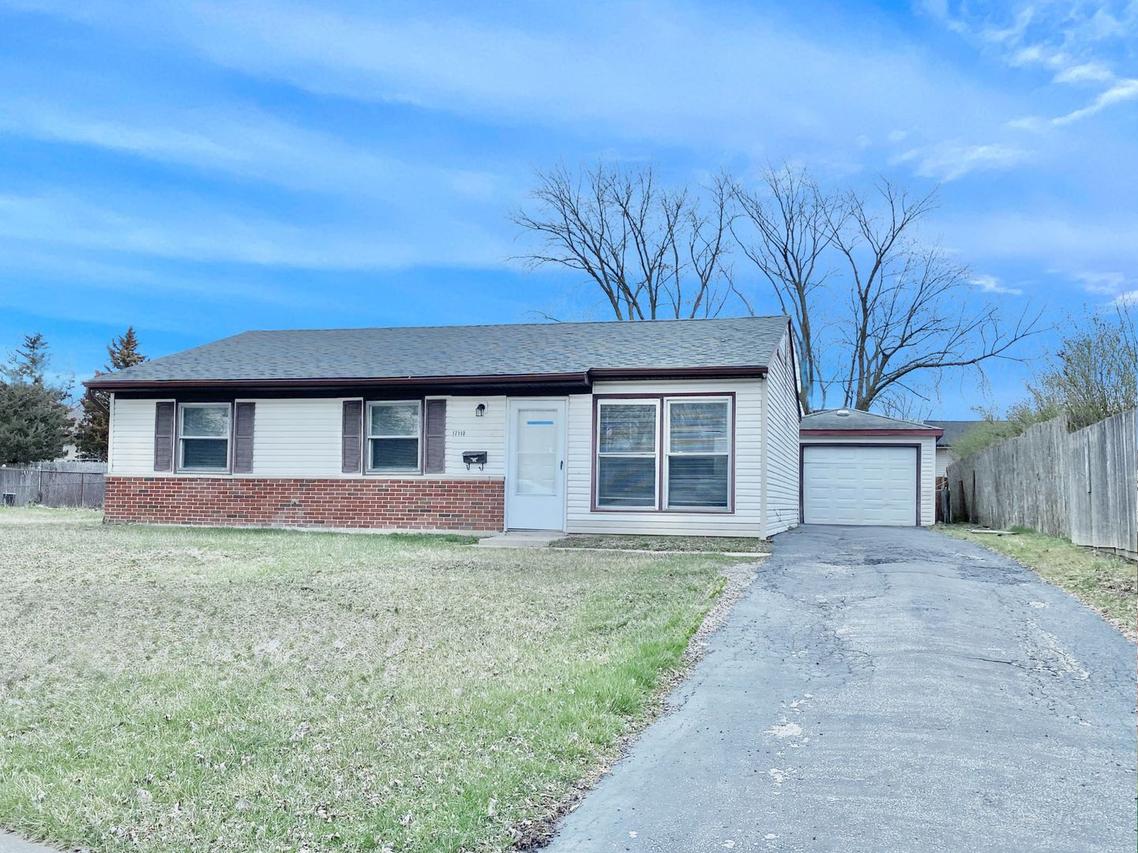 17110 Apple Tree Dr., Country Club Hills, IL 60478