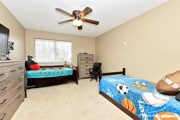 160 Woodstone Dr., Buffalo Grove, IL 60089