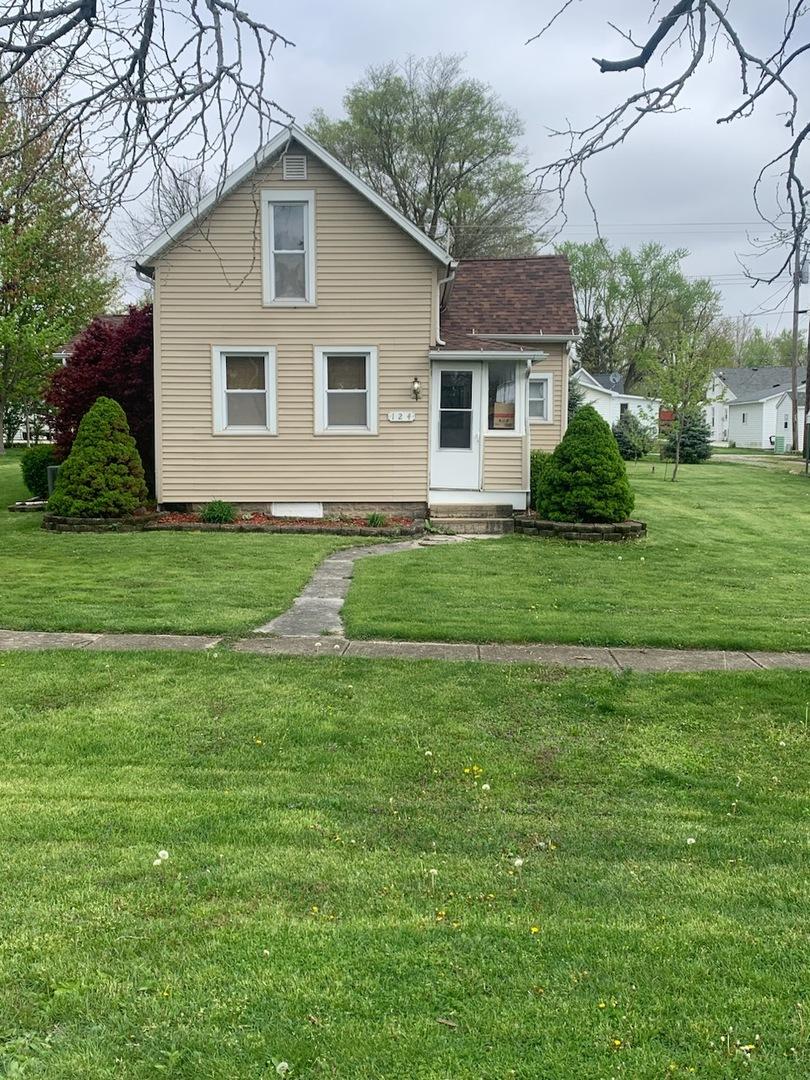 124 E Columbus St., Sibley, IL 61773
