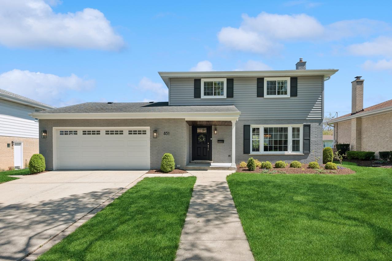 851 S Hillcrest Ave., Elmhurst, IL 60126