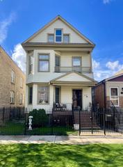 3329 W Belle Plaine Ave., Chicago, IL 60618