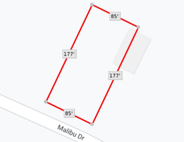 9 Malibu Dr., Putnam, IL 61560