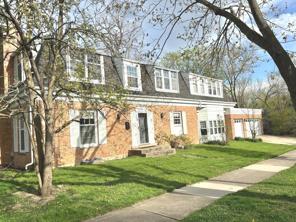 409 Greenwood Ave., Glencoe, IL 60022