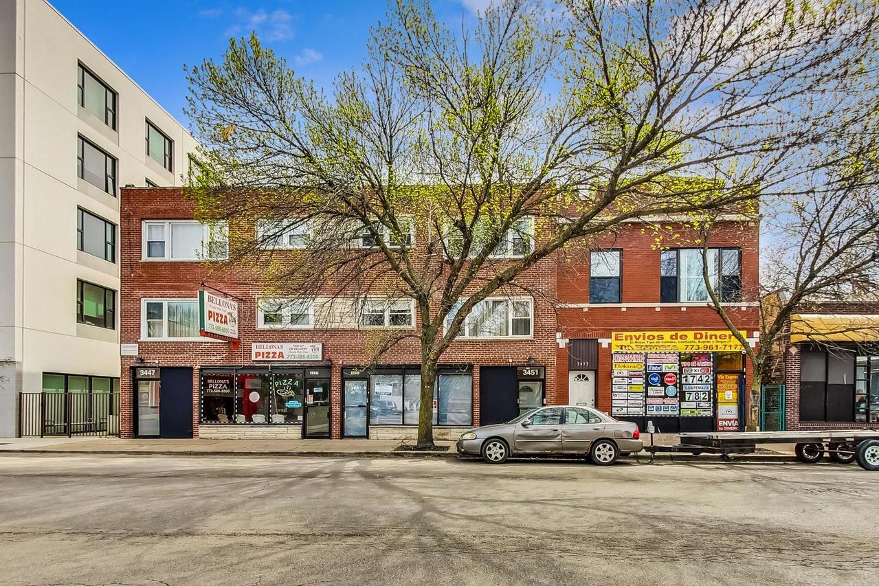 3447 W Montrose Ave. #2W, Chicago, IL 60618