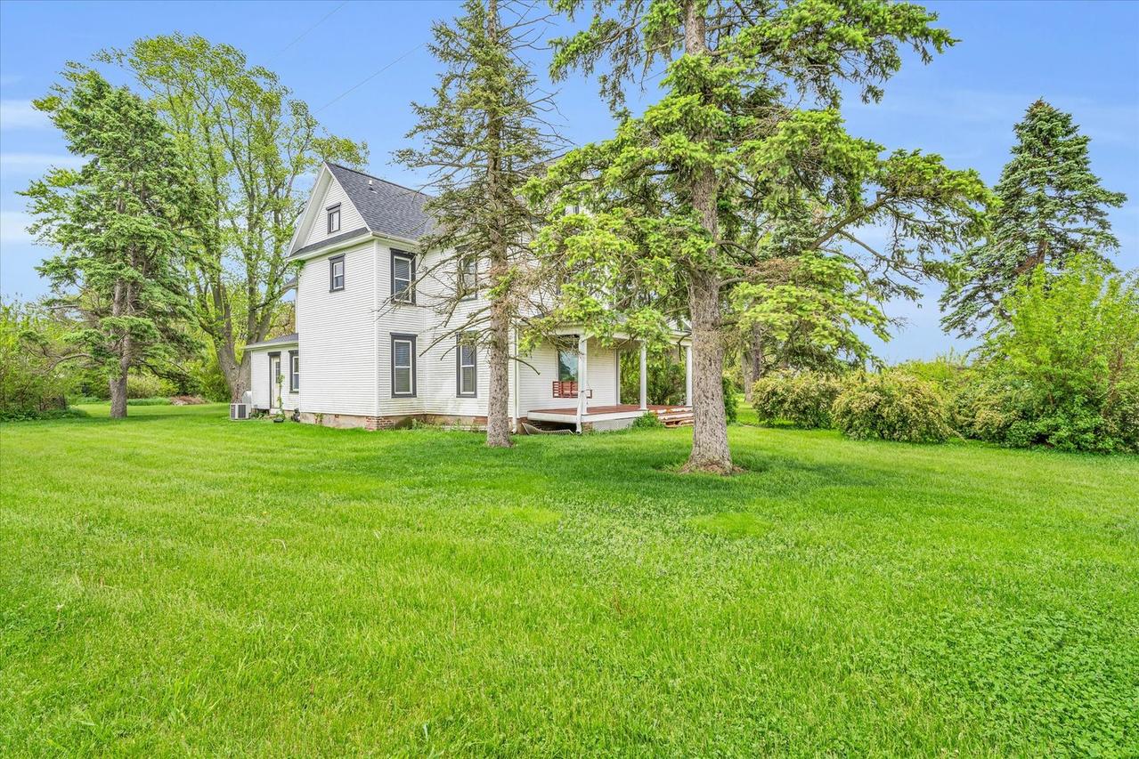 2286 County Road 2100, St. Joseph, IL 61873