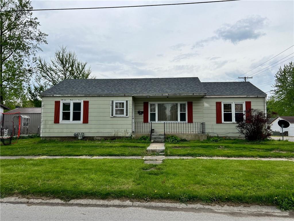 114 E N Sixth St., Shelbyville, IL 62565