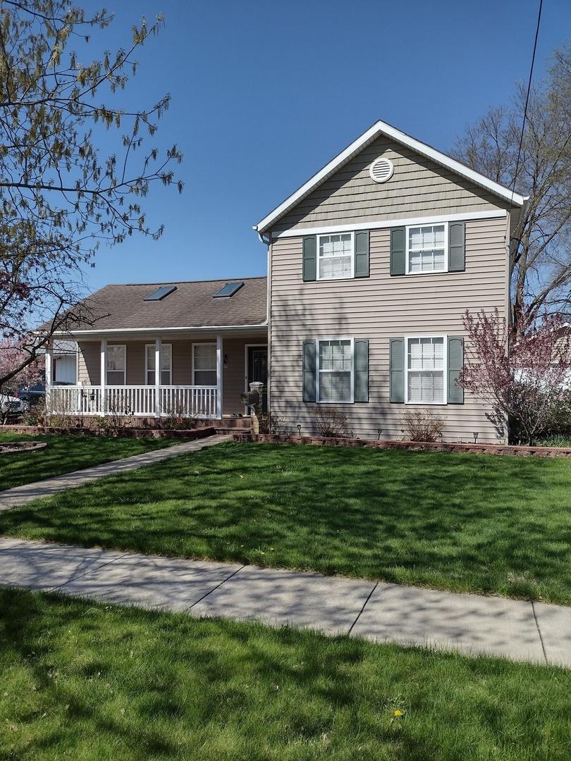 708 S 5th St., Oregon, IL 61061