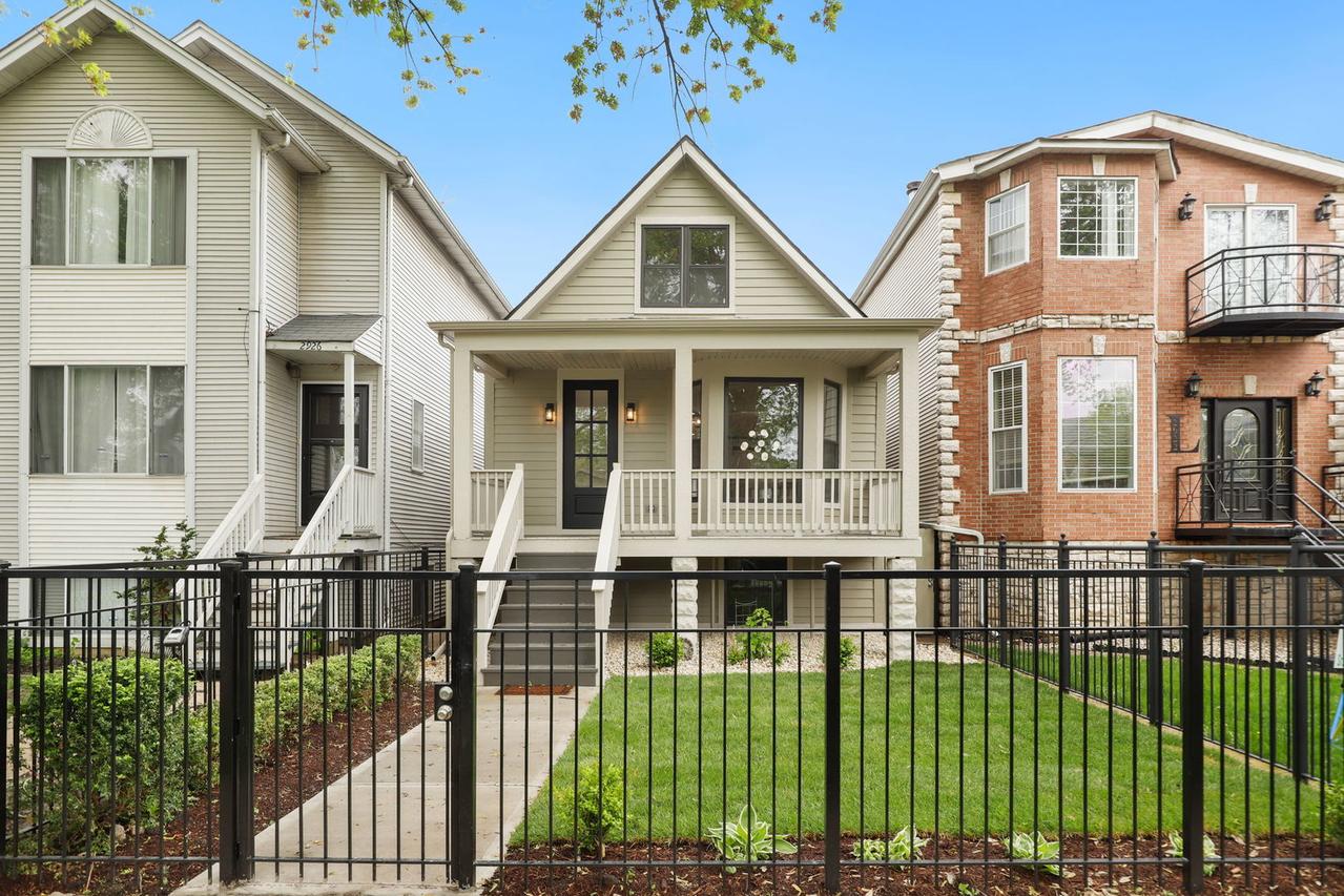 2924 W Belden Ave., Chicago, IL 60647