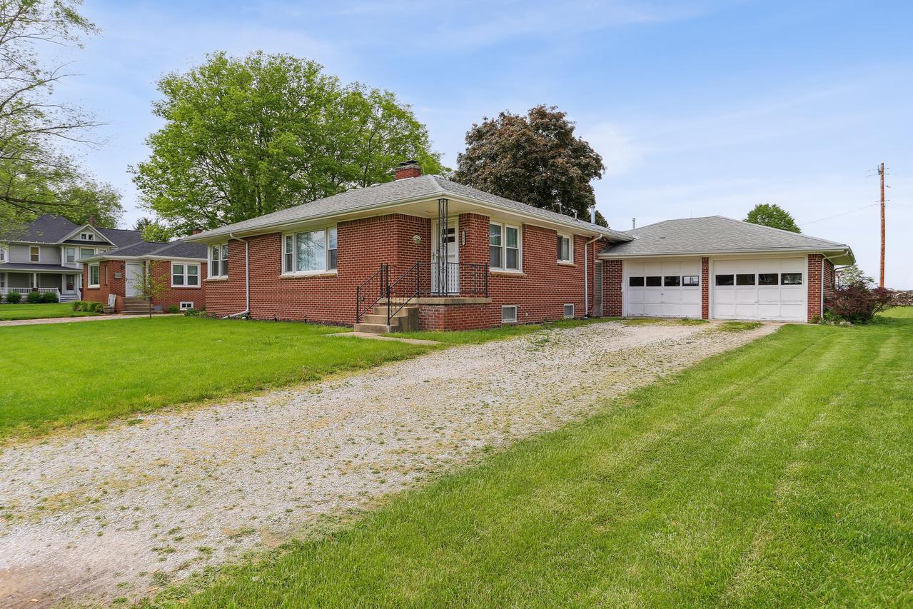 306 E Main St., Royal, IL 61871