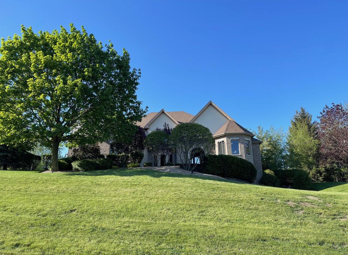 1608 Anthony Ln., McHenry, IL 60051